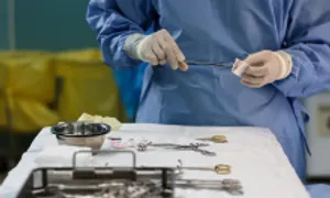 Búi giun hơn 100 con làm tắc ruột bé trai