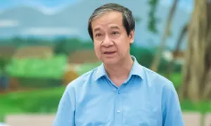 'Đưa bài giảng chính khóa vào dạy thêm là không hoàn thành công vụ'